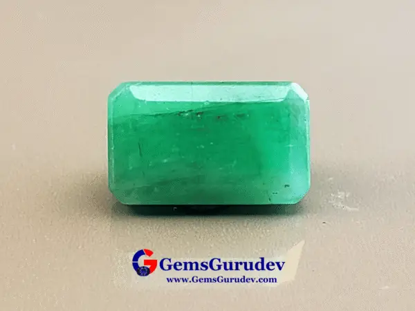 Emerald (Panna) - 5.10 Carats
